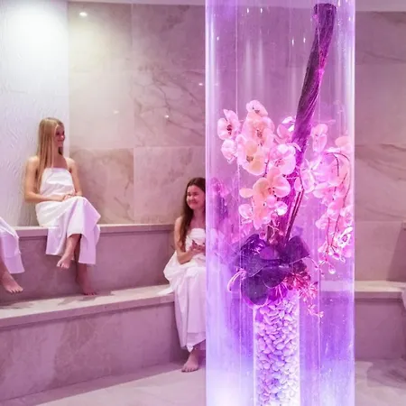 מלון Aquapalace Prague