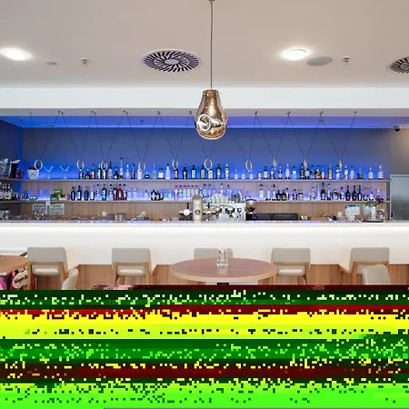 فندق أكوابالاس براغ 4*
