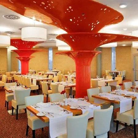 Aquapalace Prague צ'סטליצה